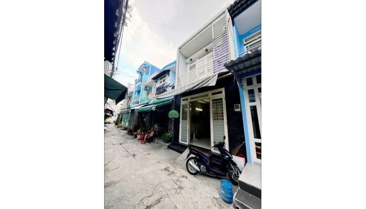 NGAY CHỢ TÂN HƯƠNG - NGUYỄN SUÝ - 36M2 - NHÀ 2 TẦNG 2PN - HẺM 4M THÔNG - SỔ VUÔNG VỨC - GIÁ CHỈ HƠN 3 TỶ